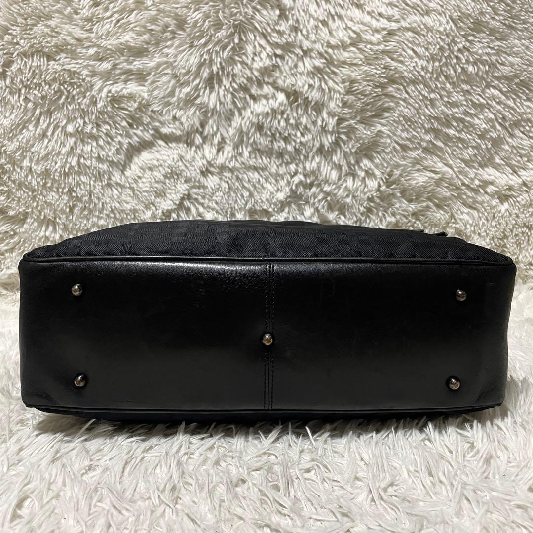 【良品】Burberry バーバリー　ブリーフケース　キャンバス　ブラック　黒