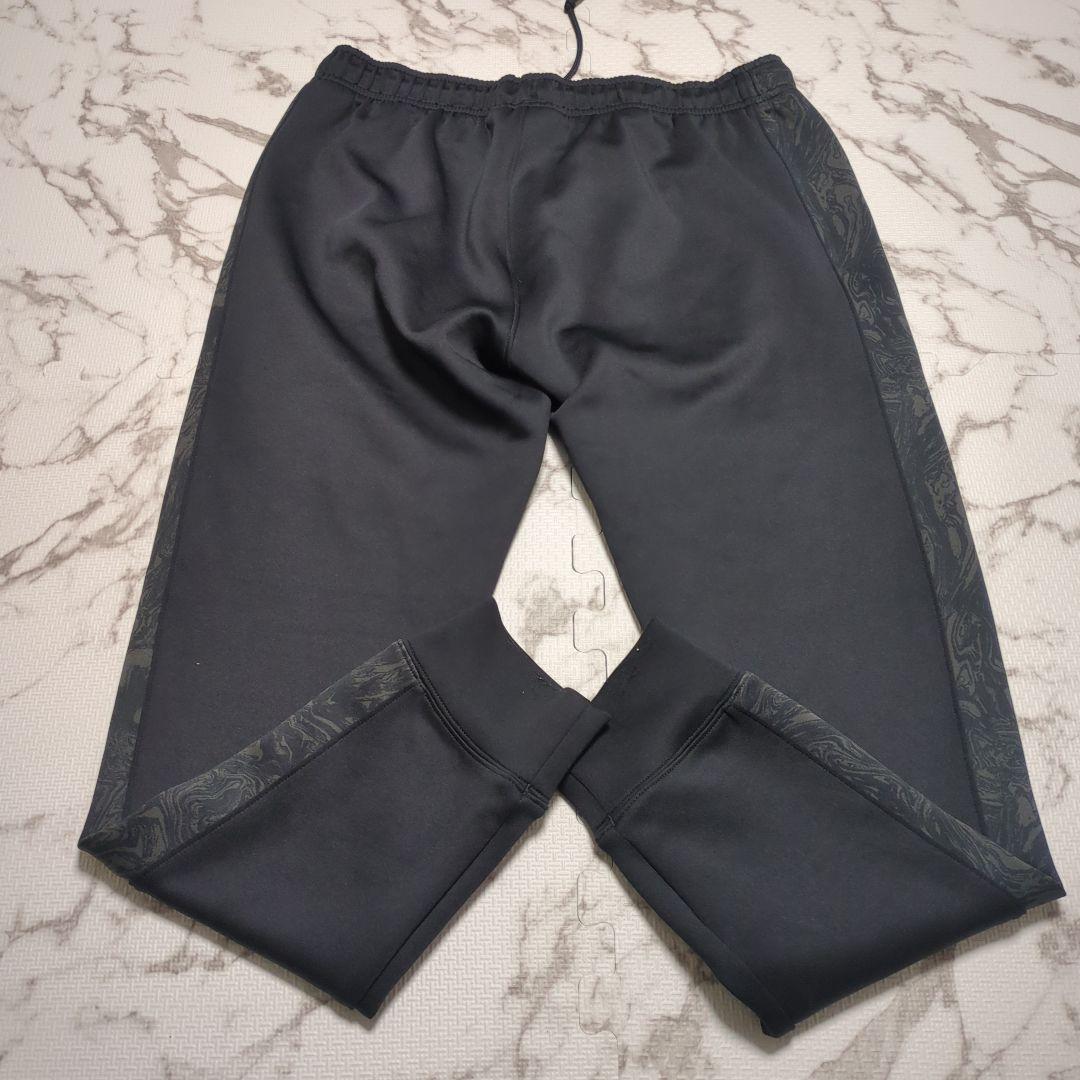 UNDER ARMOUR パーカー パンツ 上下セット ブラック