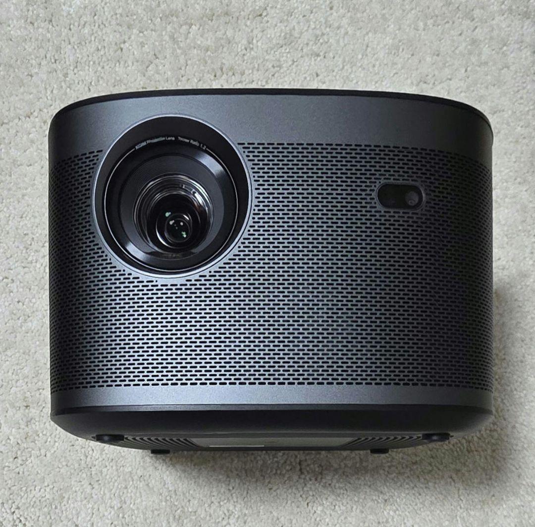 XGIMI HORIZON PRO 4Kプロジェクター 本体