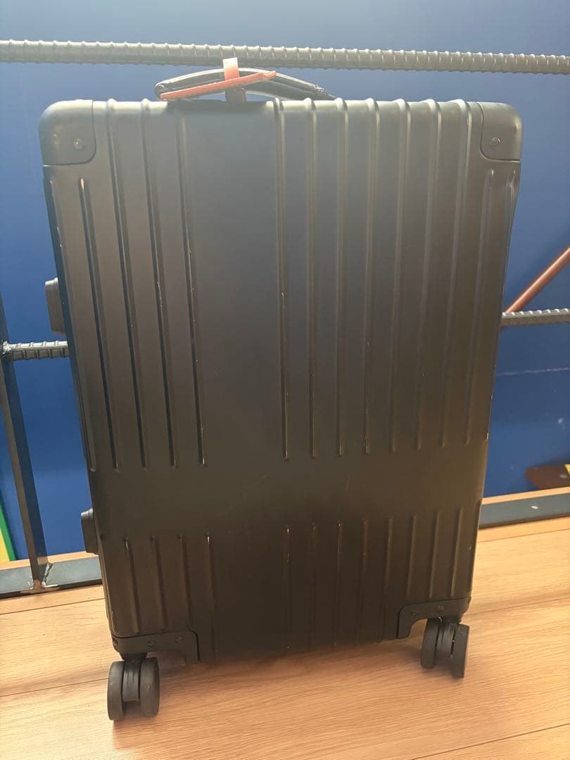 innovator アルミスーツケース　36L Sサイズ