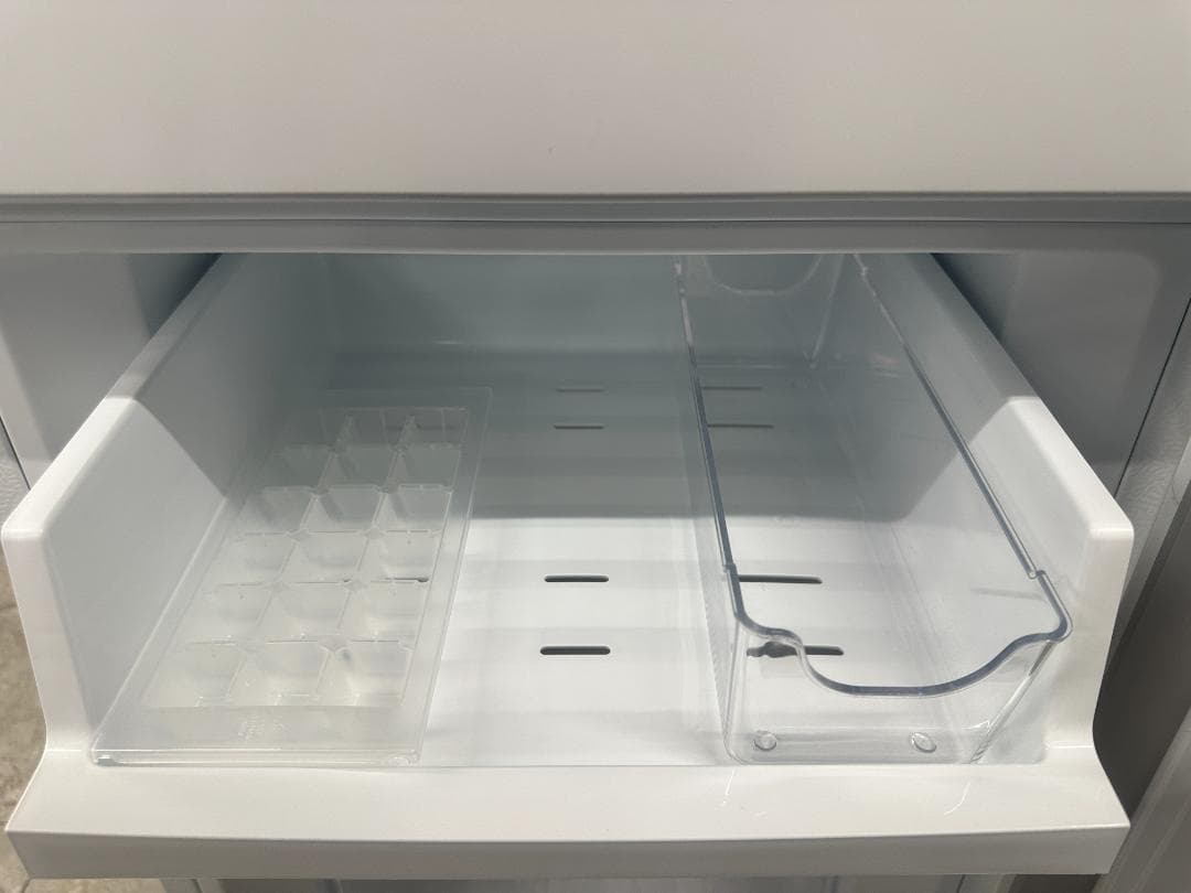 Comfee　冷凍冷蔵庫　174L　RCB169WH1JP　2024年製