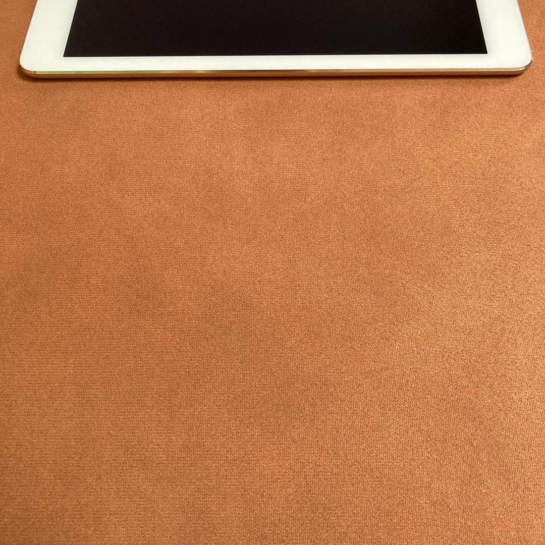 121【早い者勝ち】iPad Air2 第2世代 32GB au☆