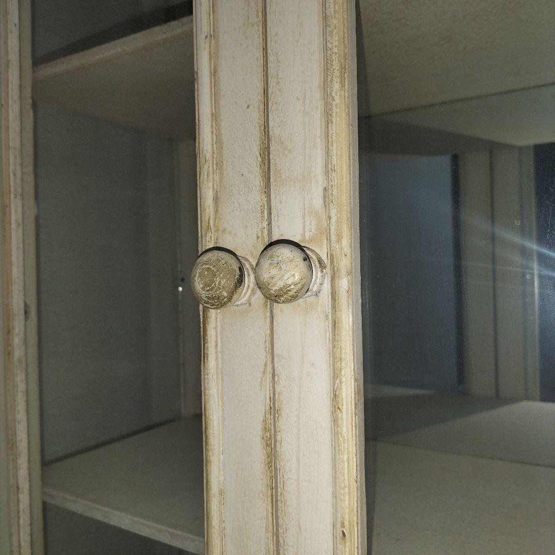 キャビネット　アンティーク風　ヴィンテージ　戸棚　チェスト トールペイント