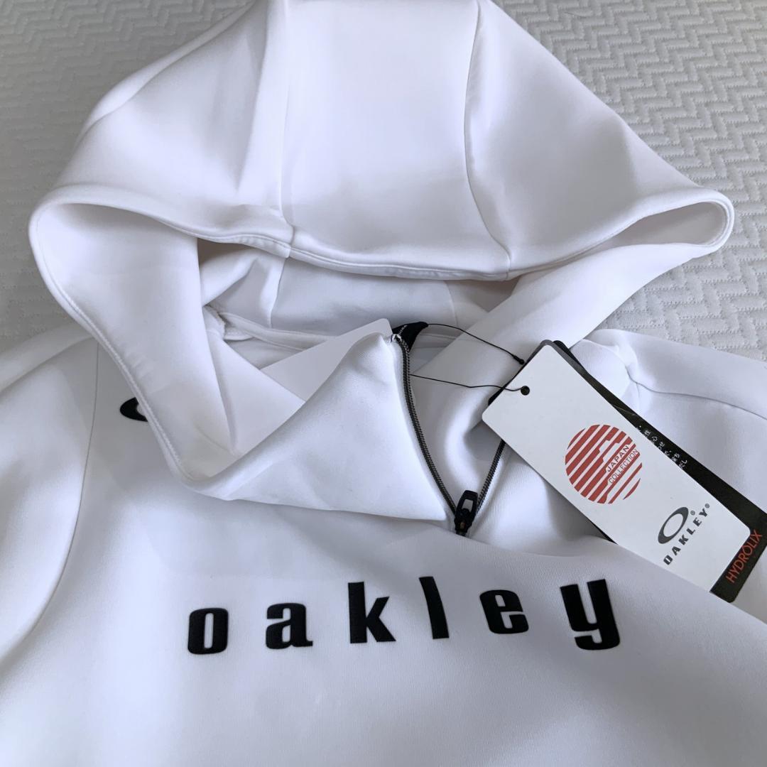 OAKLEY ELEVATE BULGE ストレッチ プルオーバーフーディー