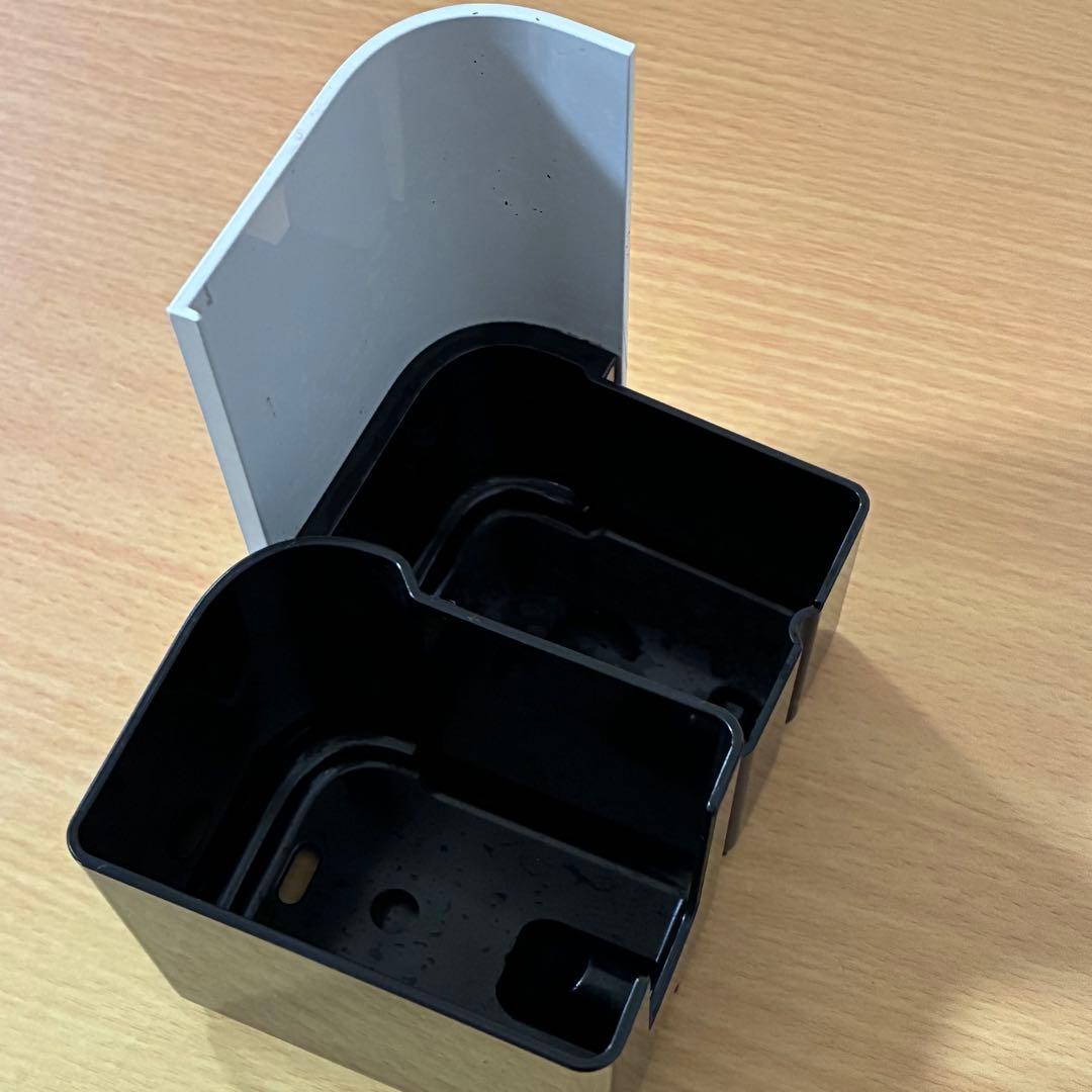 ネスプレッソ ラティシマワン カプセル式コーヒーメーカー F111