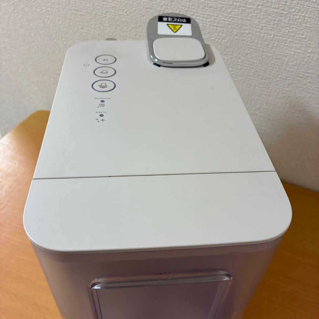 ネスプレッソ ラティシマワン カプセル式コーヒーメーカー F111