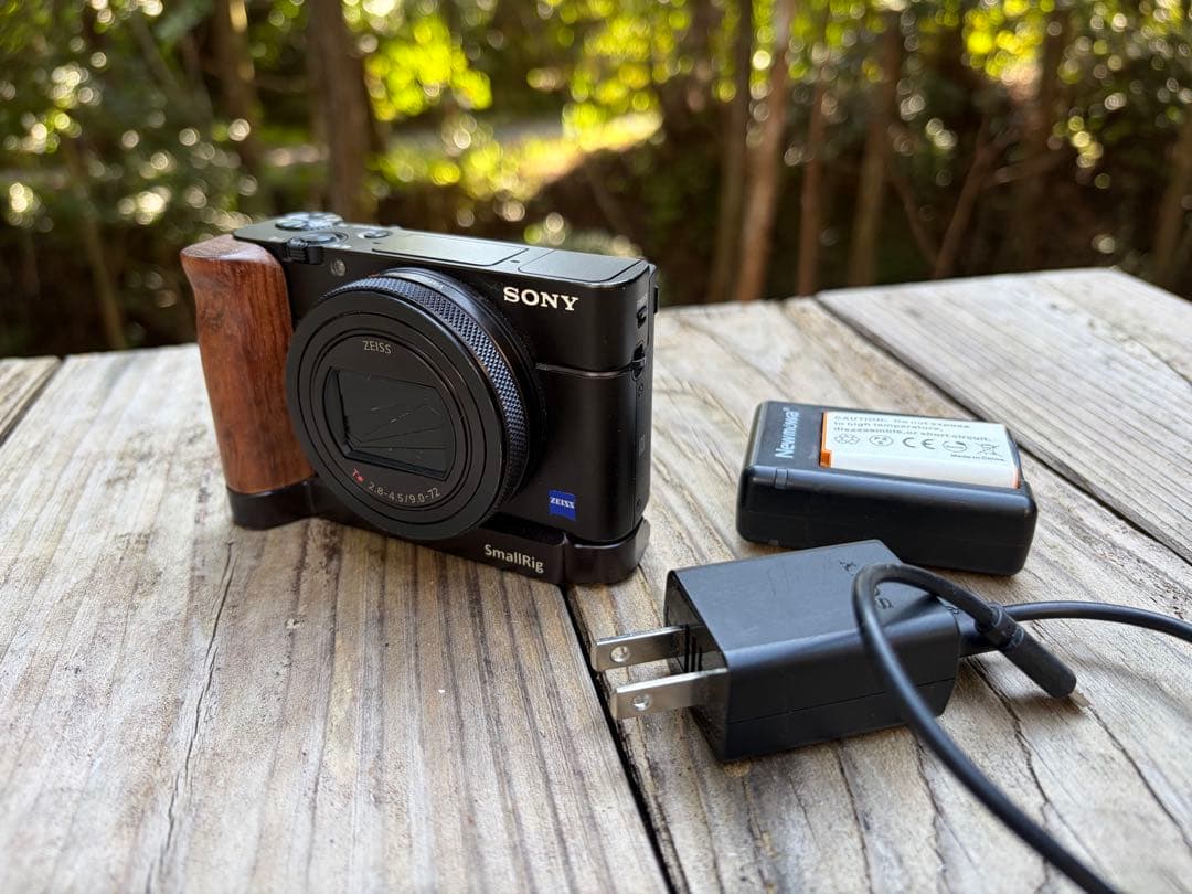 デジタルカメラ SONY Cyber-Shot DSC-RX100M7