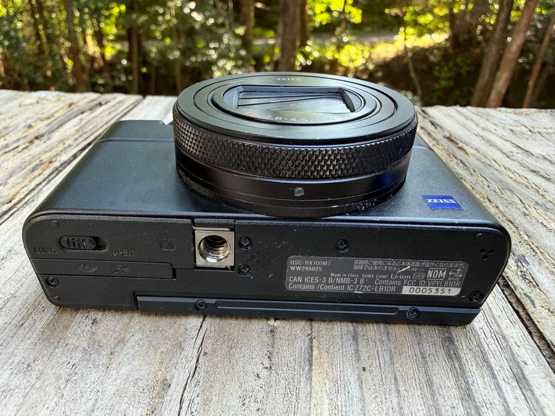 デジタルカメラ SONY Cyber-Shot DSC-RX100M7