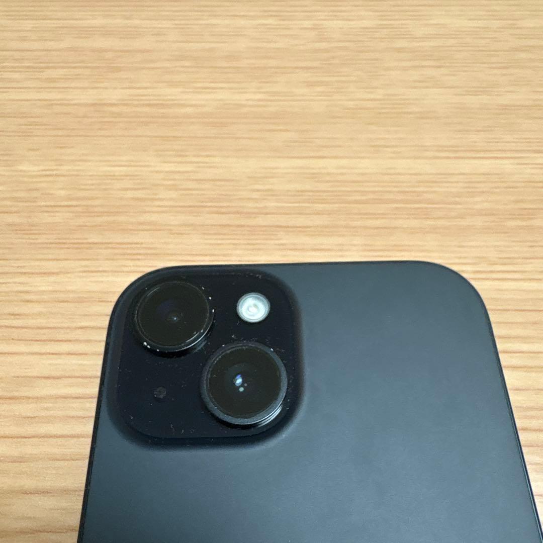 iPhone15 ブラック 128GBケース付き