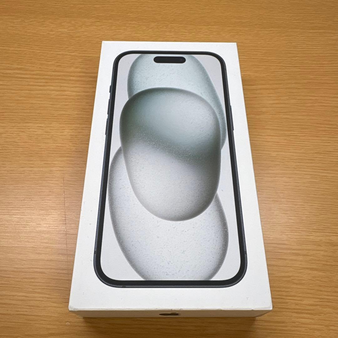 iPhone15 ブラック 128GBケース付き