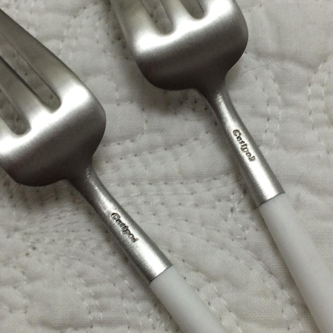 にゅん　クチポール　GOA　ホワイト＆シルバー　基本５種×各４本