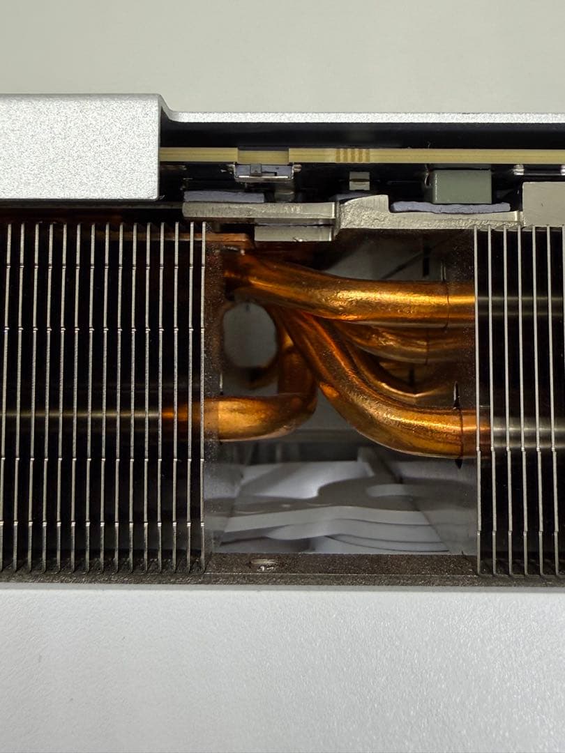 GIGABYTE AERO OC 24G GEFORCE RTX 4090 白