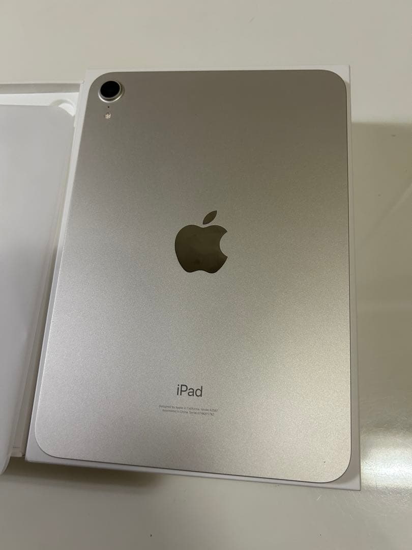 iPad mini 6 スターライト(64GB Wi-Fiモデル)+おまけ