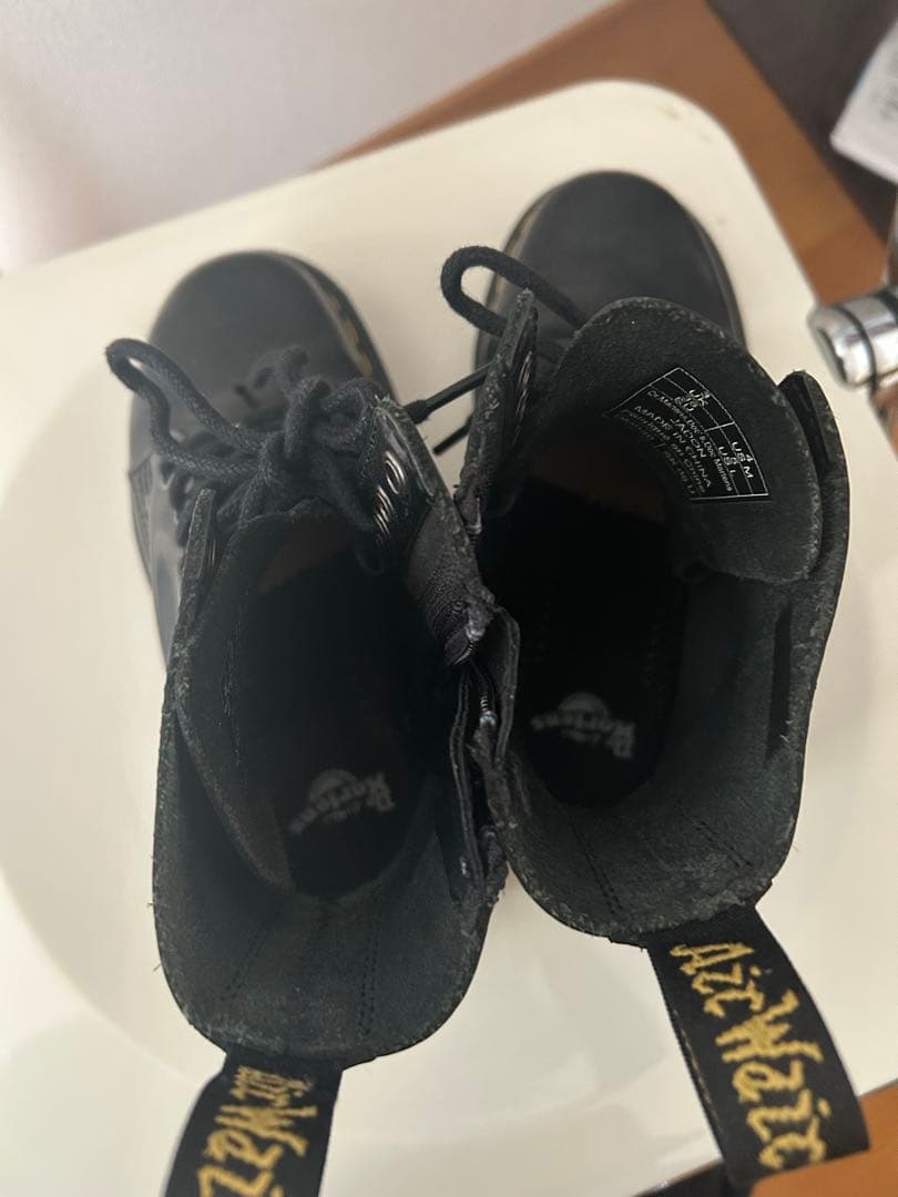 Dr.Martens/JADON 8ホールブーツ/厚底ブラックレザーブーツ