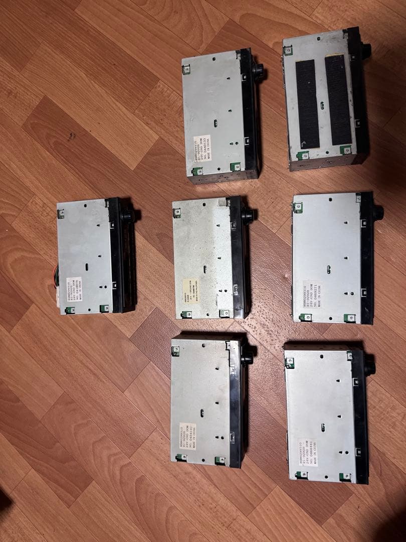 いすゞ エルフ ラジオ　7本　RI-9292B