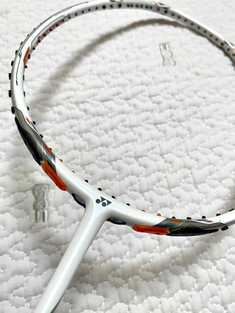 ラケット　YONEX ヨネックス ボルトリック70 Etune 4UG5