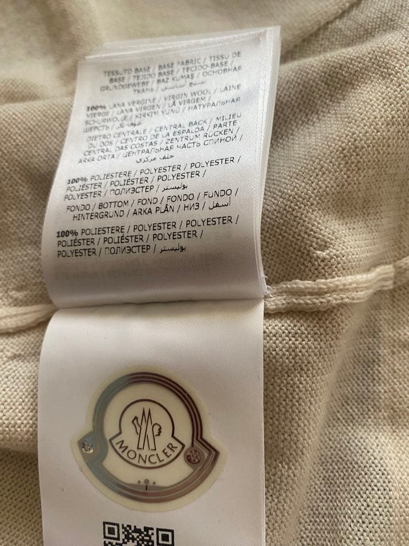 モンクレール　カーディガン