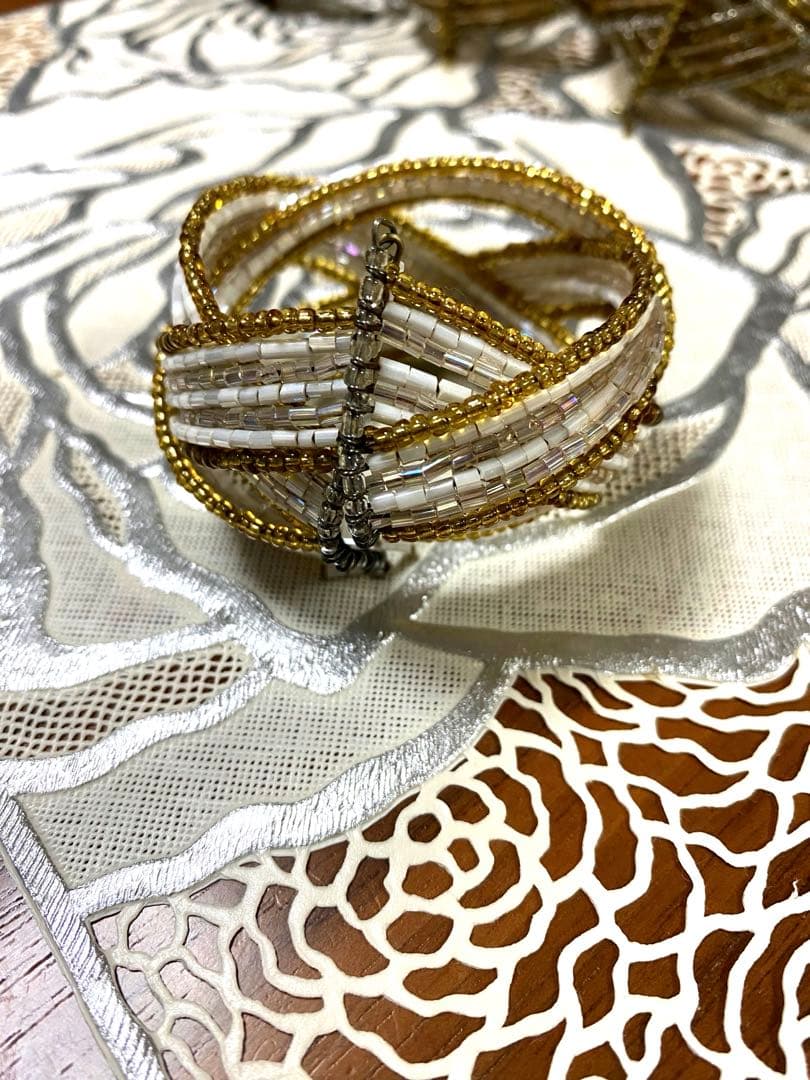 テーブルコーディネート　ナプキンリング　ビジュー最高！　ブレスレットにも