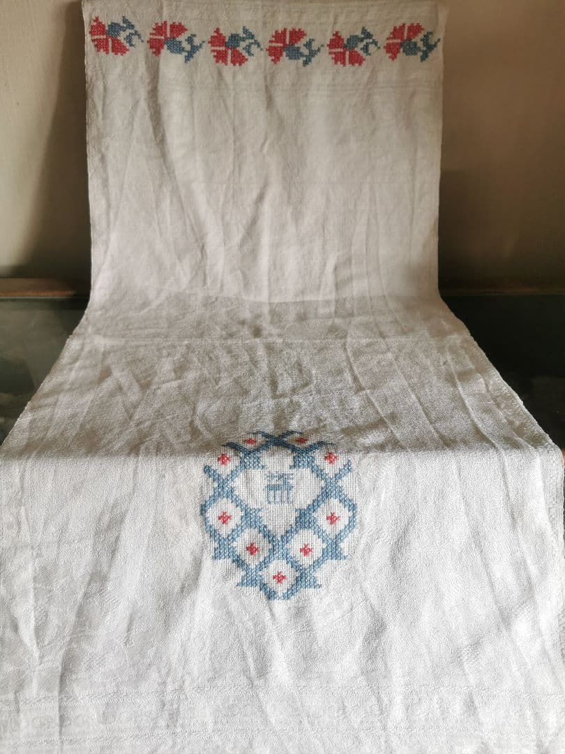 アンティークイタリア ダマスク織リネン カーネーション＆馴鹿 クロスステッチ刺繍