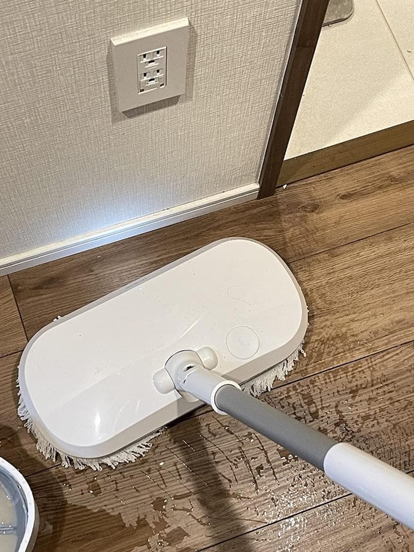 コードレスクリーナー 水拭き LED照明付き