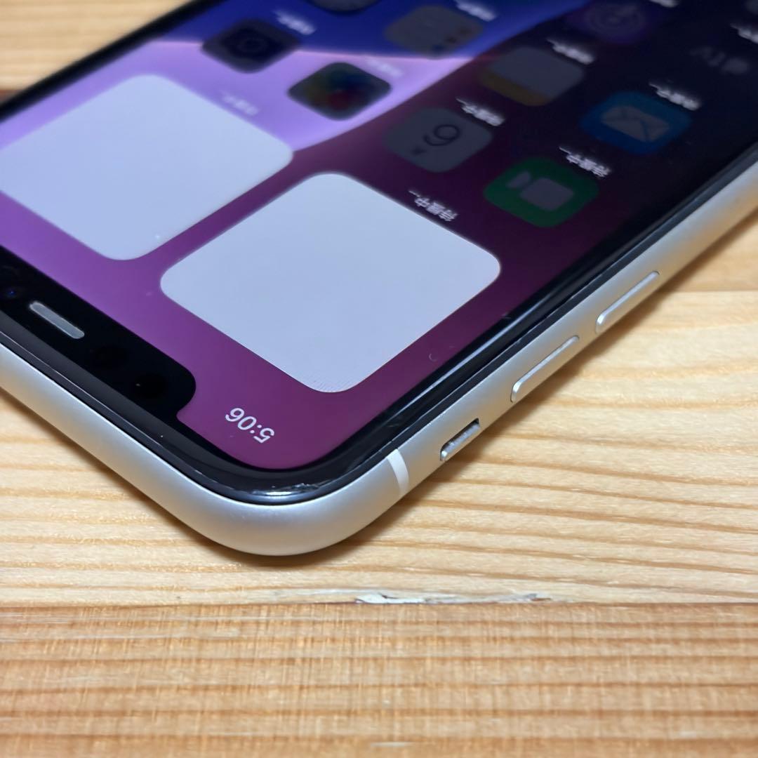 バッテリー新品　iPhone 11 SIMフリー　128GB