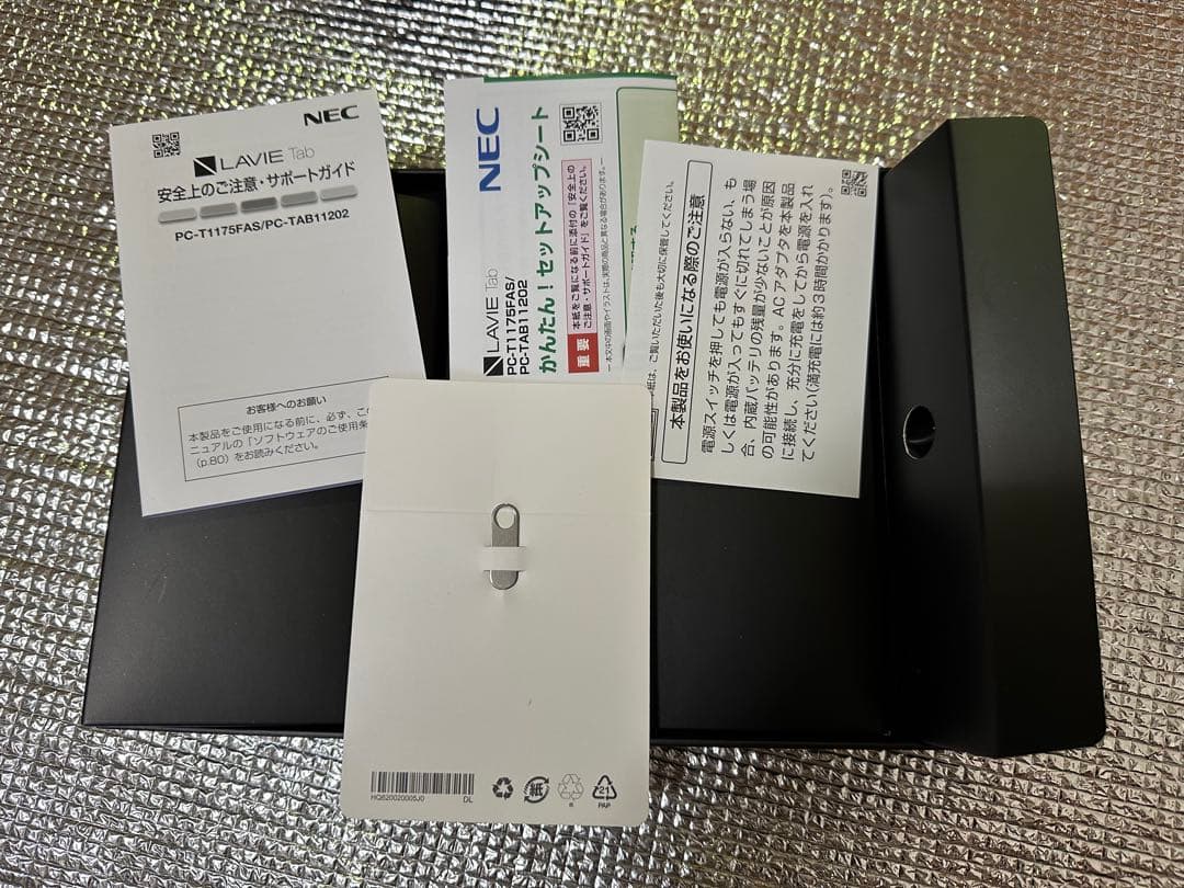 Androidタブレット LAVIE Tab T11(112K2)