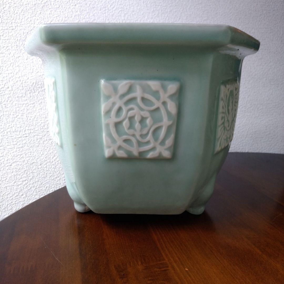瀬戸　青磁貼付　植木鉢　骨董