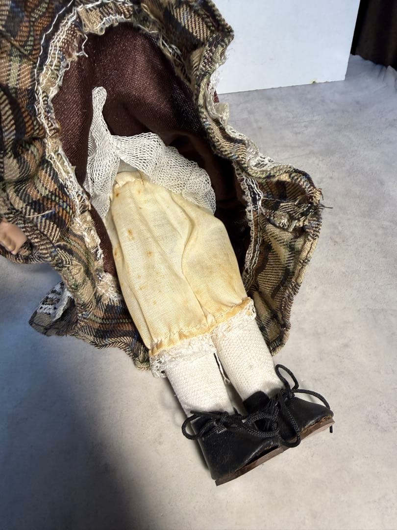 ヴィンテージ調 ビスクドール 陶器人形 32cm 眼鏡 テディベア付 装飾人形