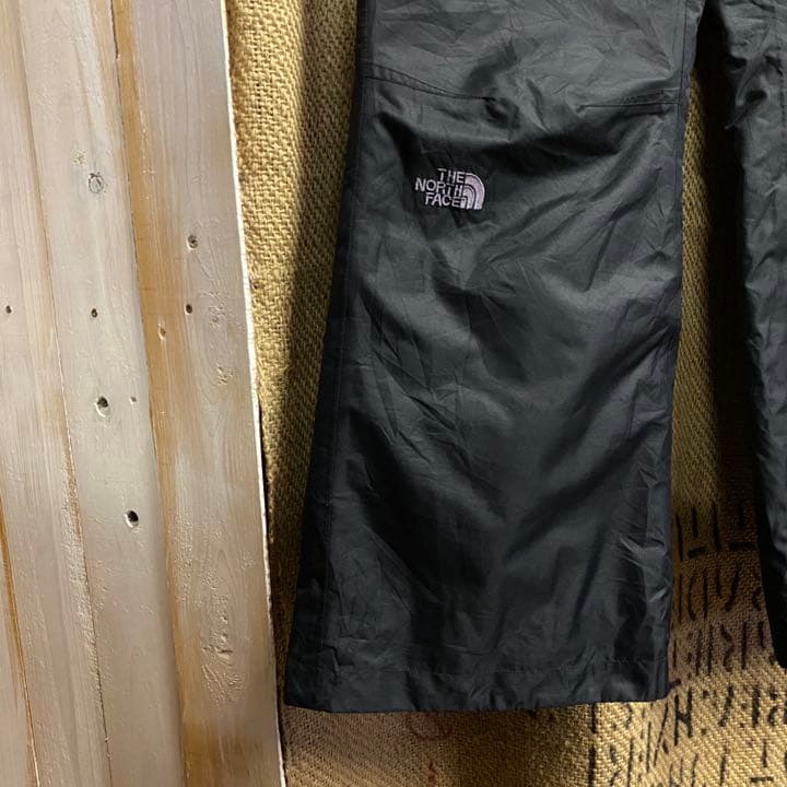 【美品】ノースフェイス  ナイロンパンツ ボード スキーウェア Sサイズ