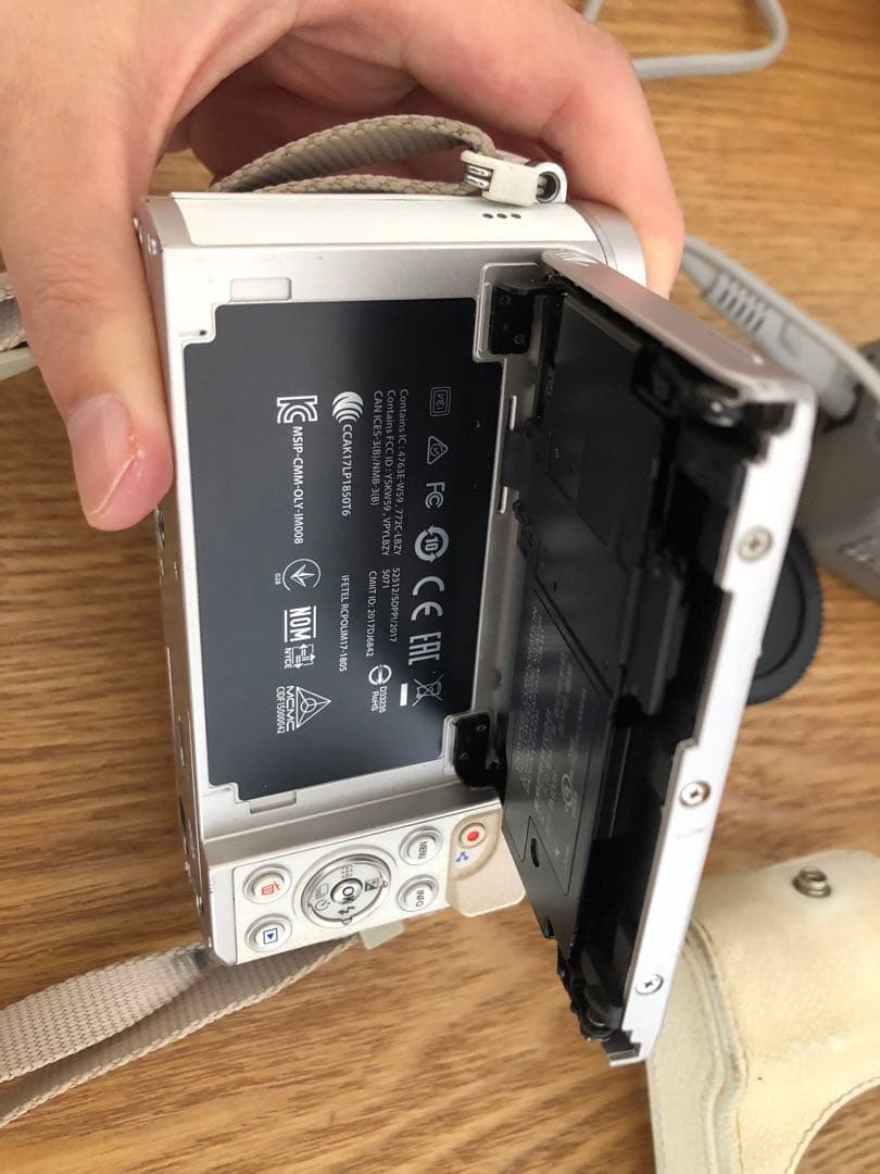 OLYMPUS PEN E-PL9 ホワイト