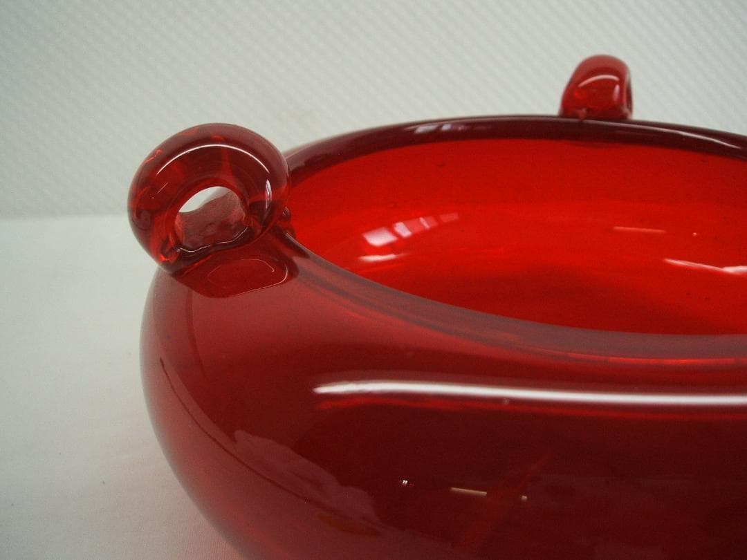 昭和中期物の美しい赤ガラスの吊るし円形花器 テーブルアクア USED品