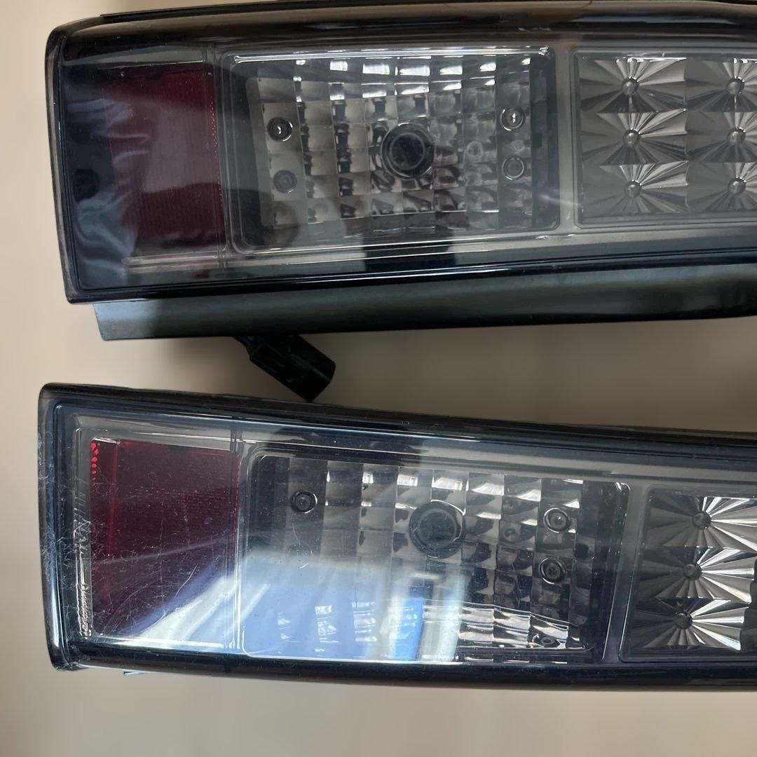 L150系　ムーヴカスタム　LEDテールランプ　スモーククリア