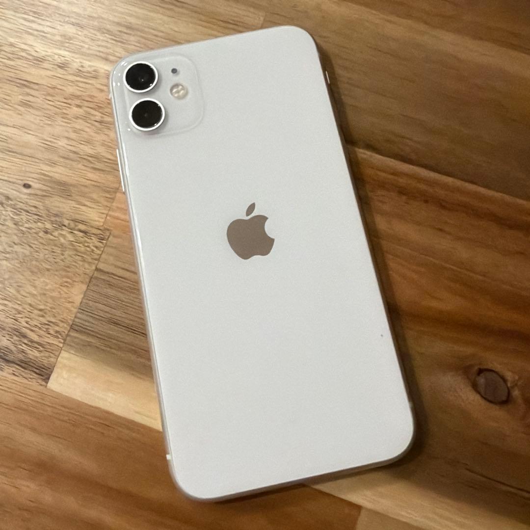 Apple iPhone 11 ホワイト SIMフリー 128gb
