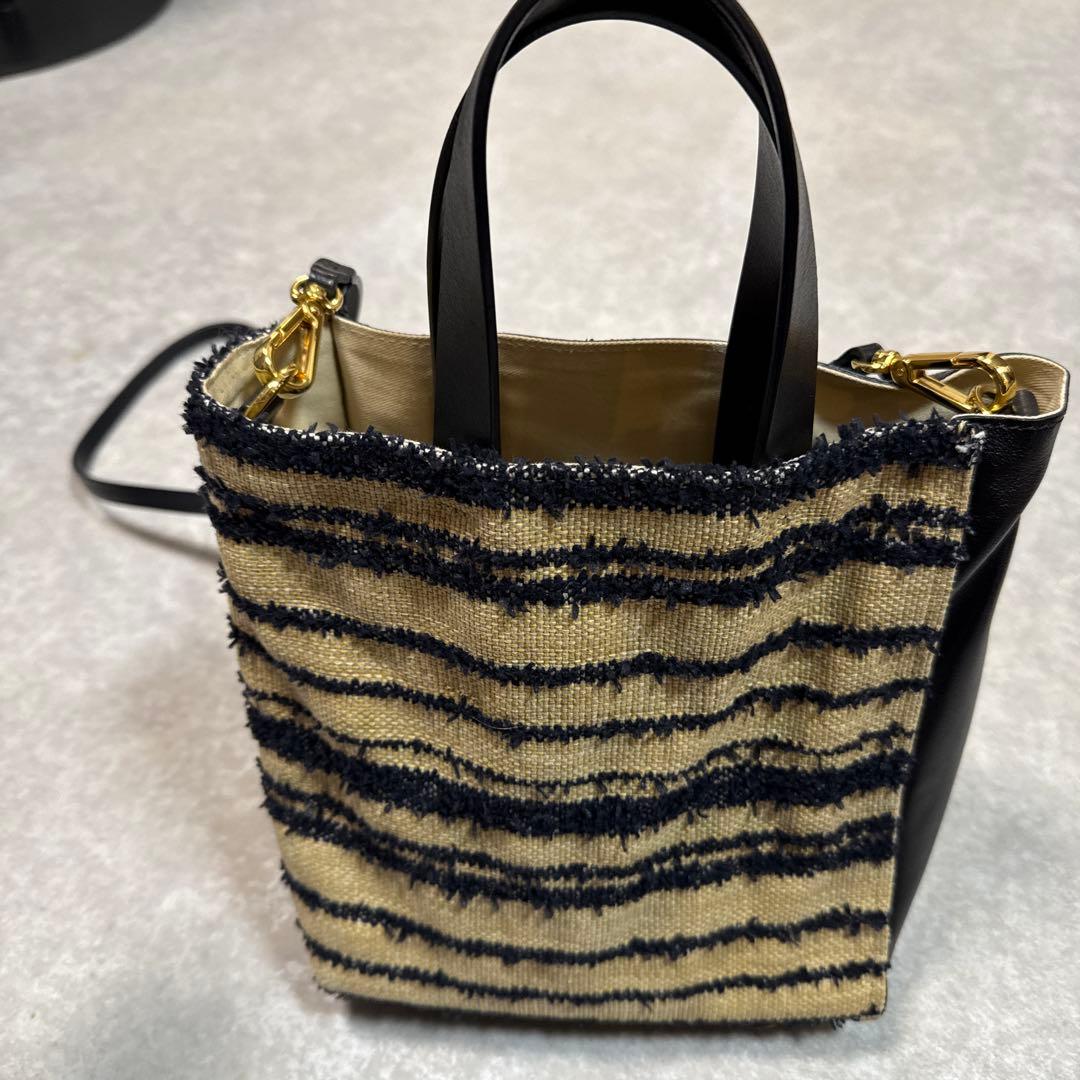 MARNI マルニトートバッグ