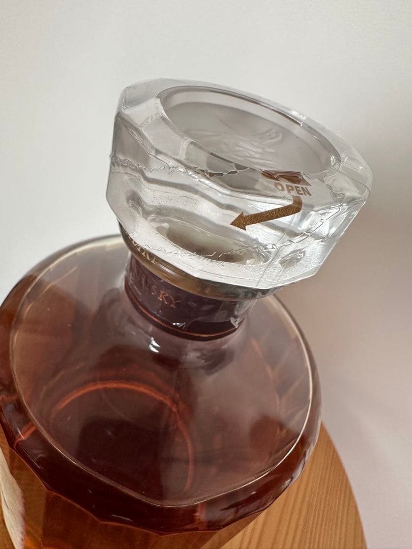 響 Hibiki 17年 700ml 箱入り未開栓