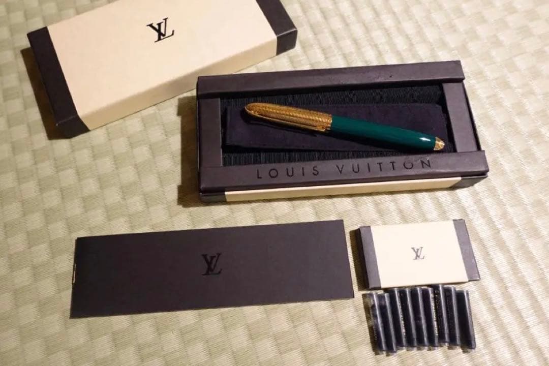 LOUIS VUITTON 万年筆 グリーン ペン先750 K18