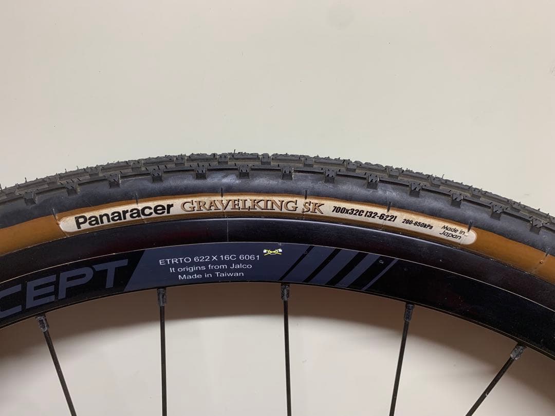 Concept ディスクホイール 700c Shimano11sカセット6ボルト