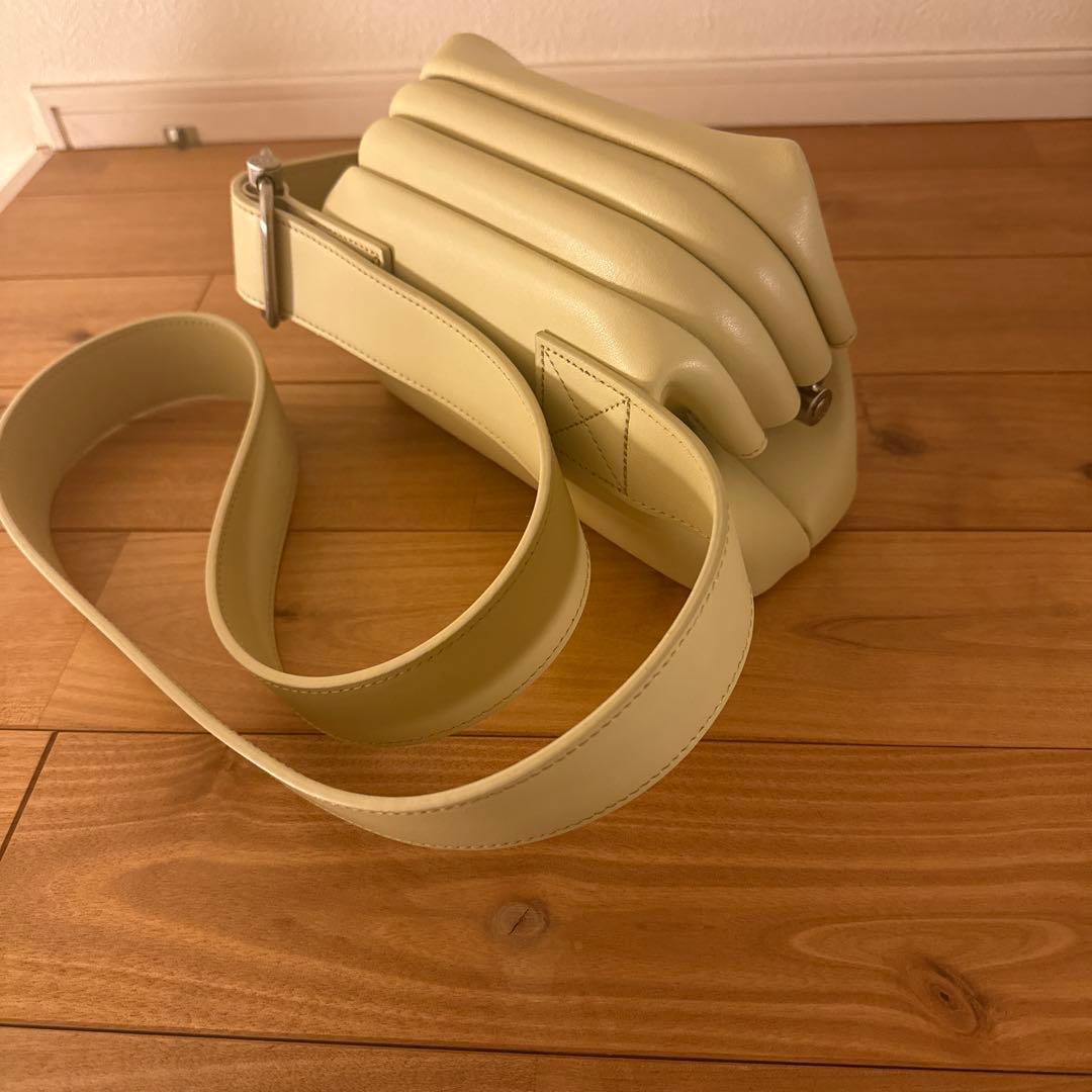 【新品・未使用】OSOI　ミニバッグ　PECAN BROT [SOY BEAN]