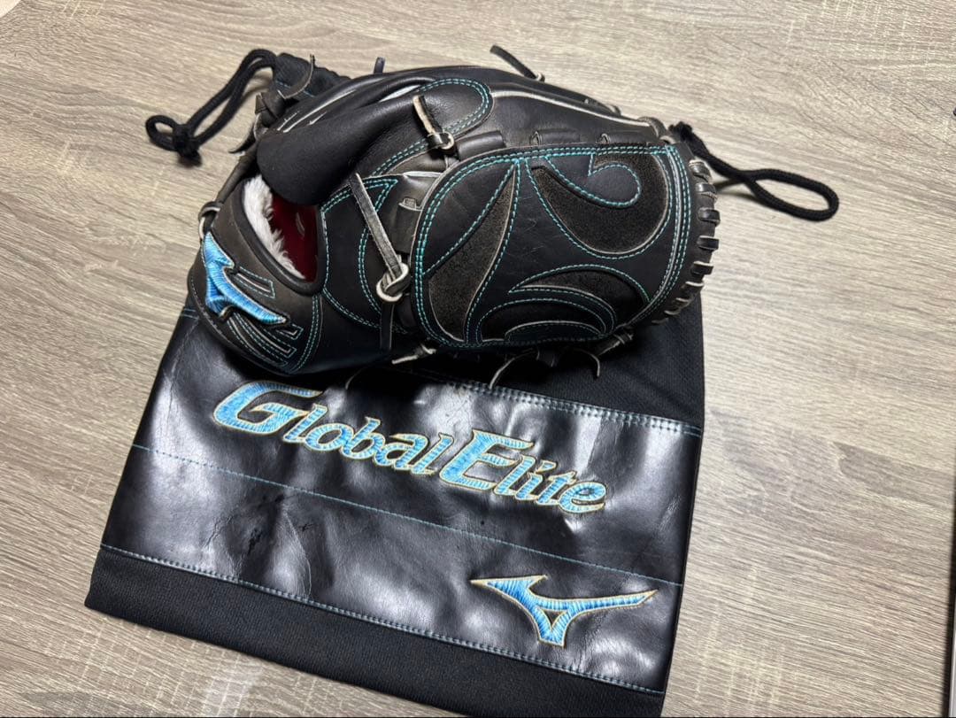 MIZUNO Global Elite 軟式野球グローブ 収納袋付き