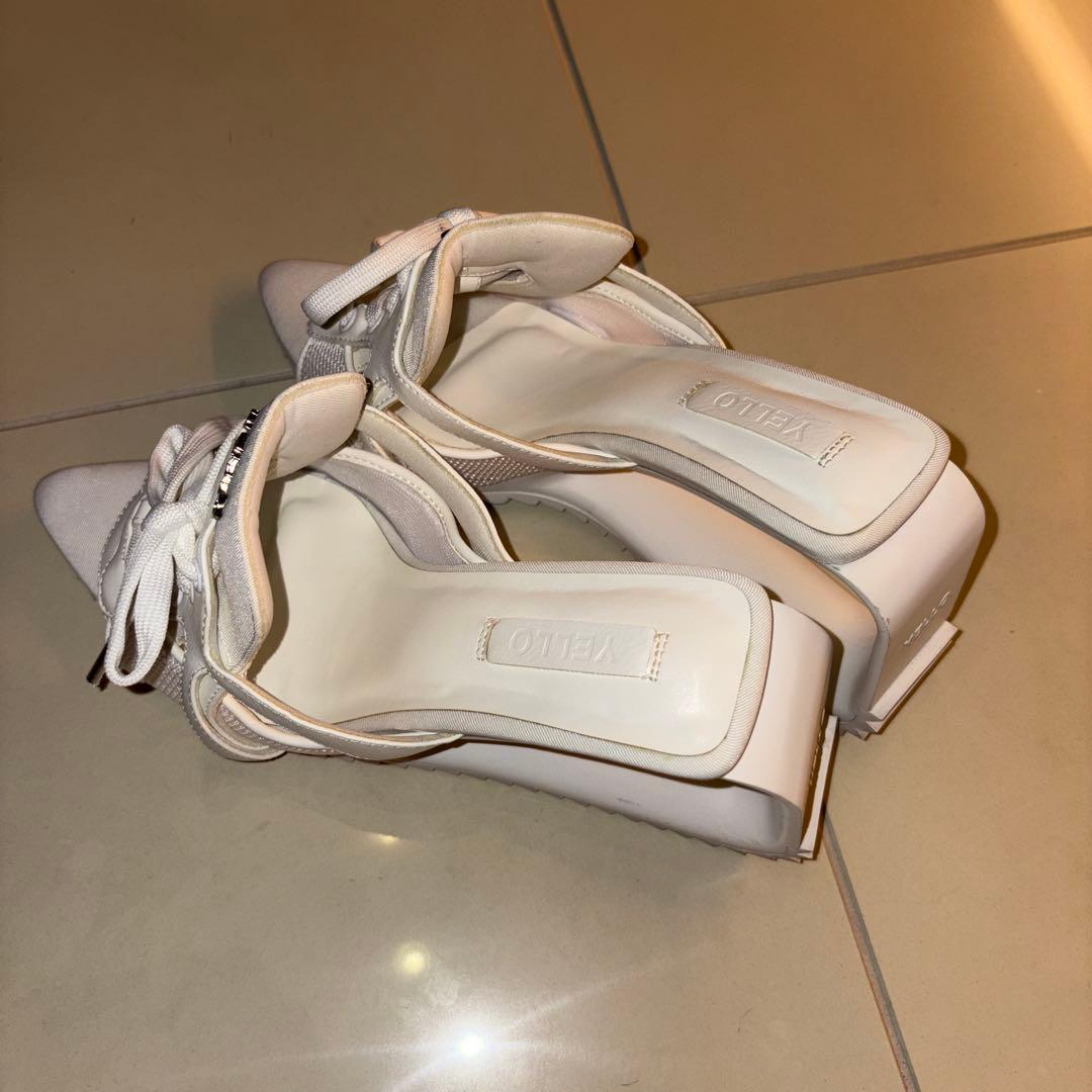 YELLO ホワイト レースアップ ミュール