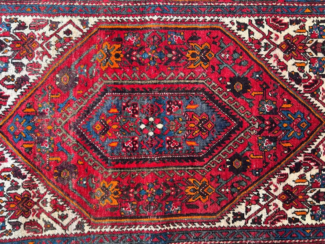 【Vintage rug】ペルシャ絨毯｜150 × 104cm｜アフシャル族