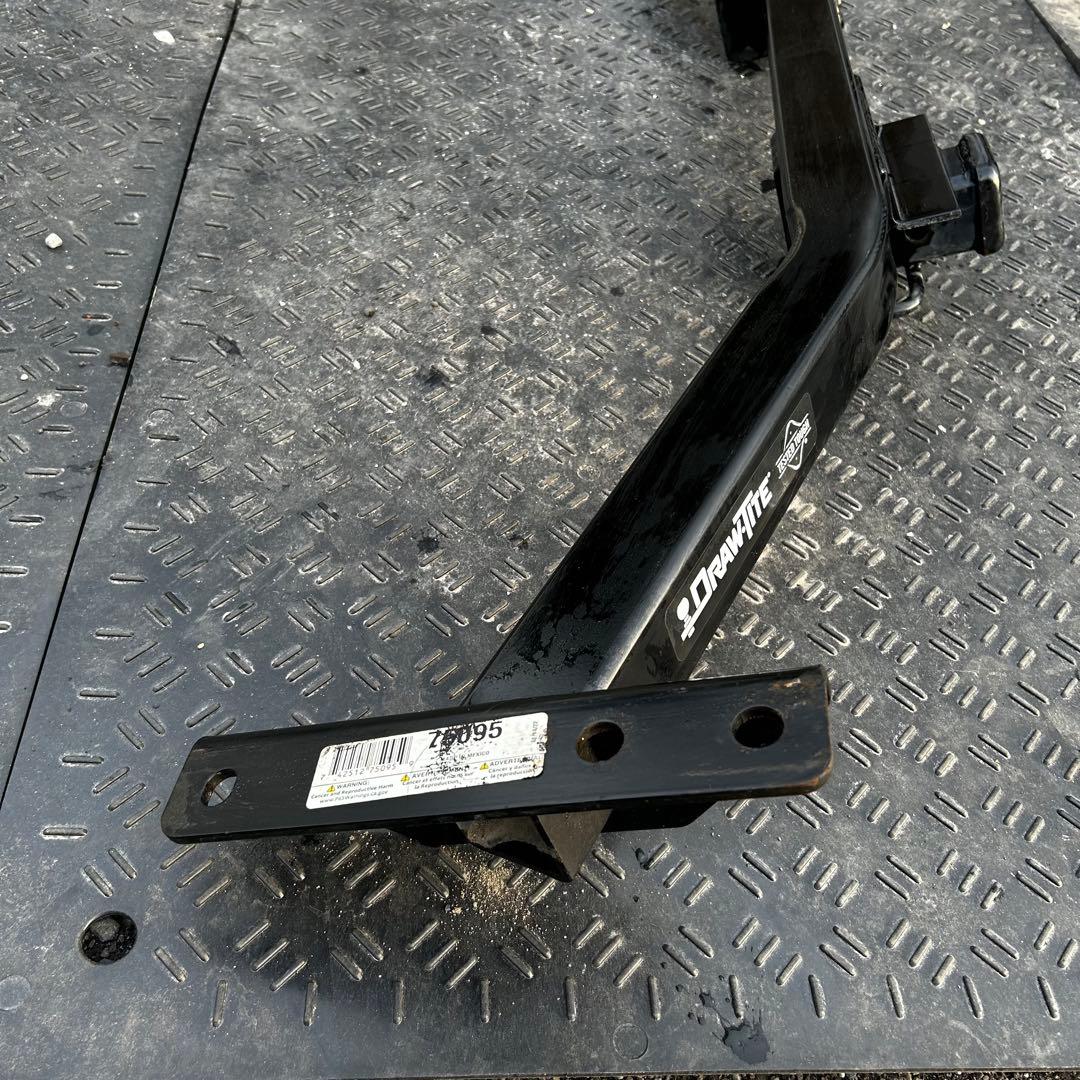 ドロータイト　ヒッチメンバー　ランクル100