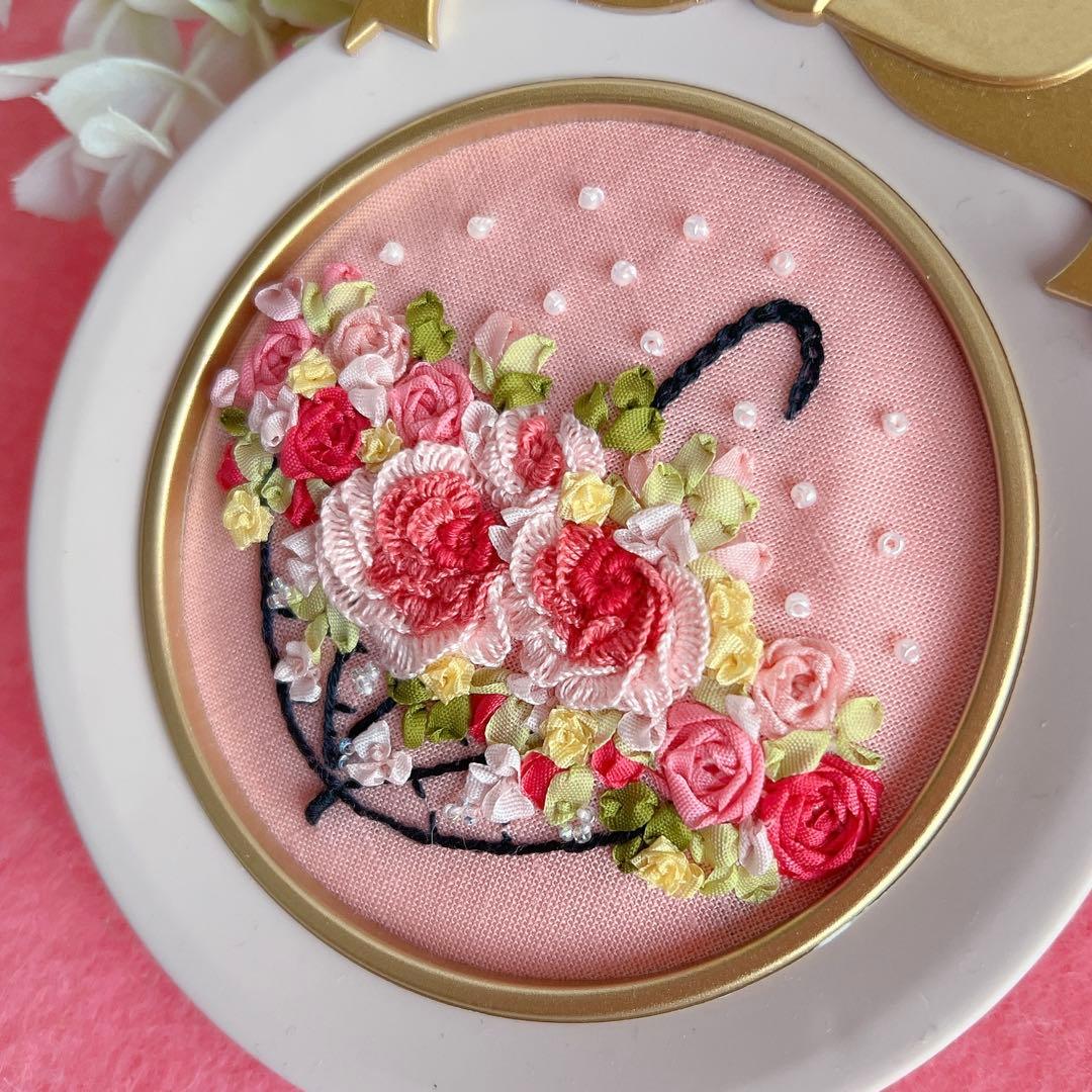 strawberry様♡専用です　ハンドメイド　 リボン刺繍フレーム