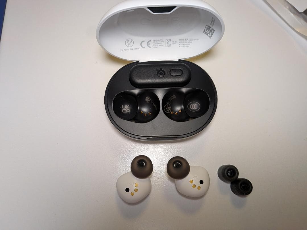 SteelSeries Arctis Gamebuds ゲーミング イヤホン