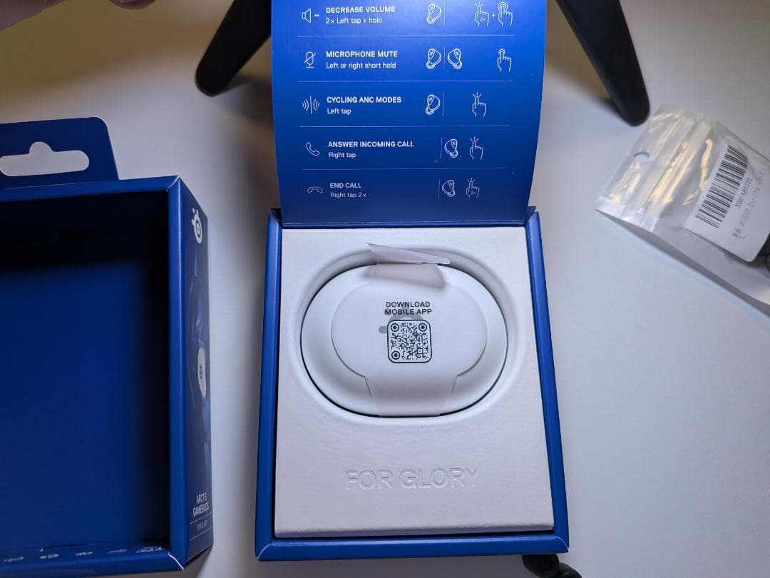 SteelSeries Arctis Gamebuds ゲーミング イヤホン