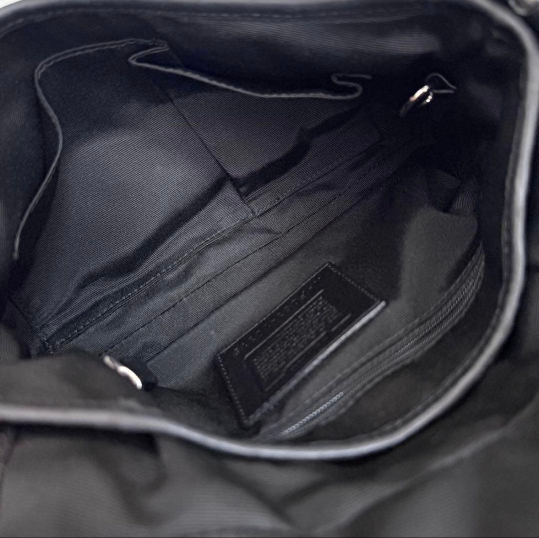 バッグ Coach Small Soho Black Leather Shoulder