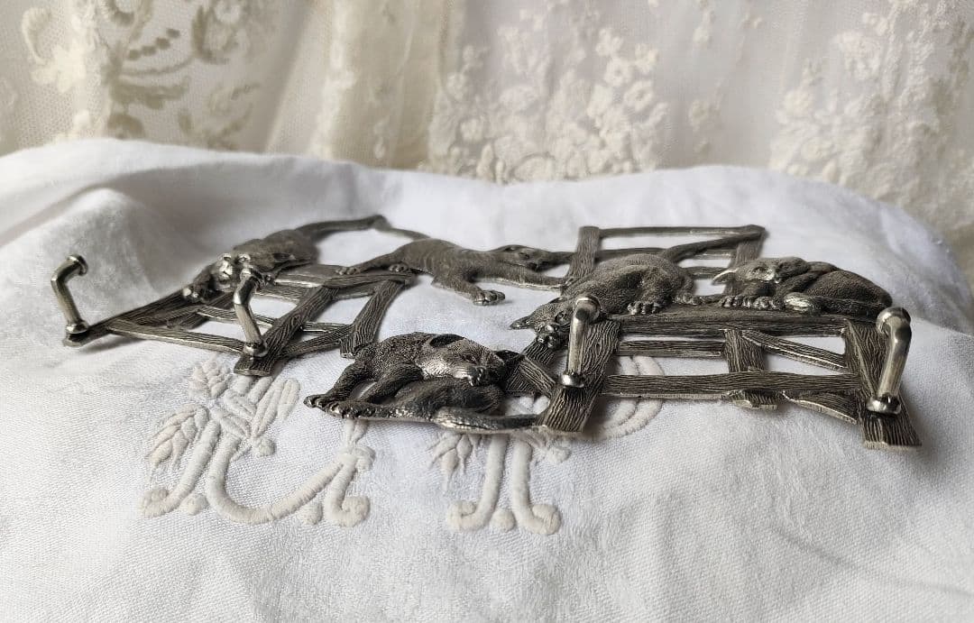 希少　フランスヴィンテージ　猫ちゃんフック　ピューター　アンティーク