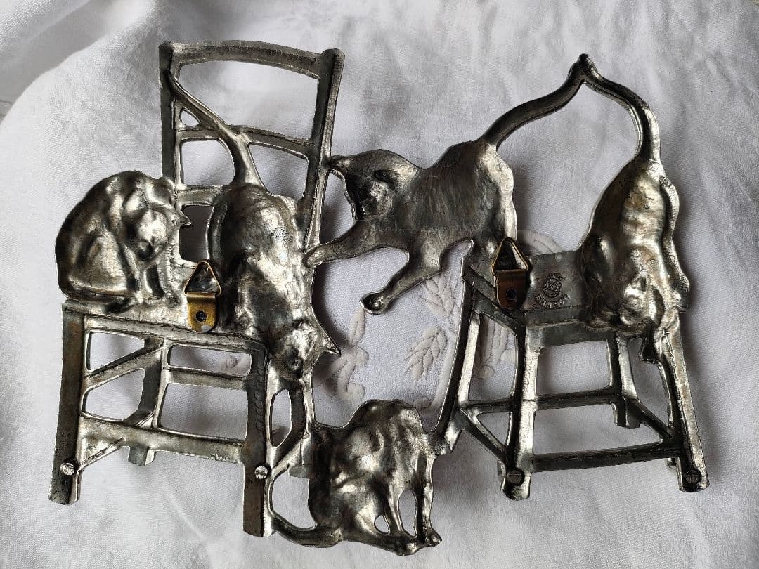 希少　フランスヴィンテージ　猫ちゃんフック　ピューター　アンティーク