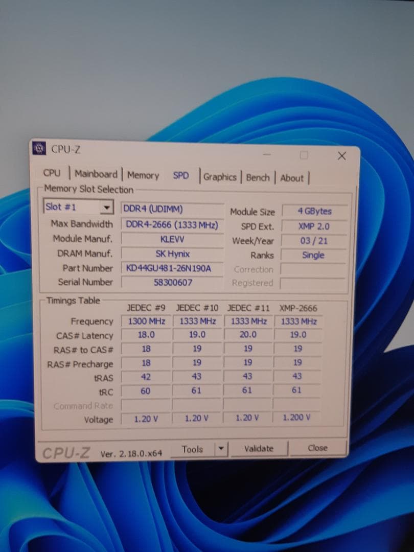 自作PC　第9世代i3・8GB・128GB・Win11