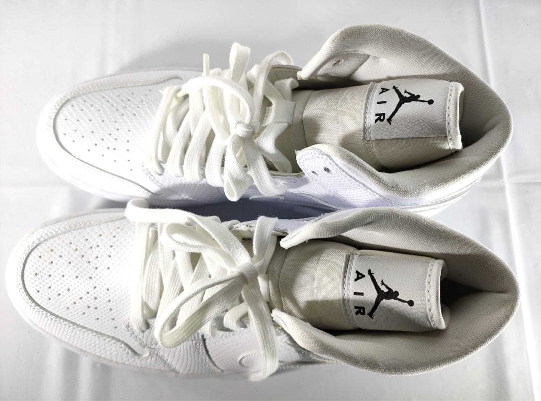 ナイキ NIKE エアジョーダン1ミッドスネークスキンスニーカー レディース